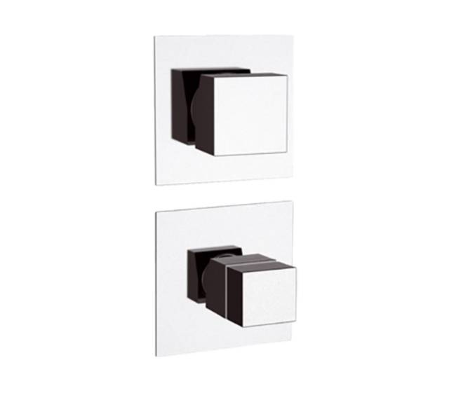 Смеситель термостатический для душа Remer Q-Elegance QT95C