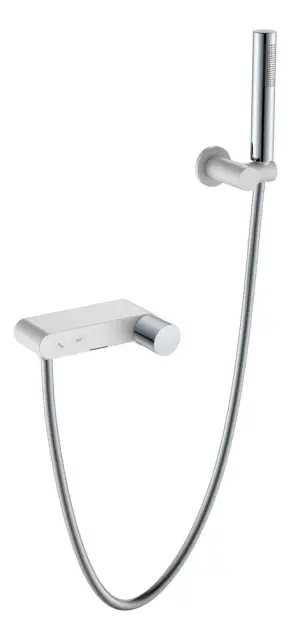 Boheme Stick Touch Смеситель для ванны с душевым комплектом: ручной душ, излив, цвет: white/chrome 123-WCR.2